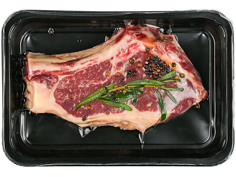 800+600  250515_0000_摄图网_325568914_特写生牛肉牛排真空 密封烹饪塑料老化胡椒粒肋骨肋眼电影贮存香料高角度(非企业商用).jpg