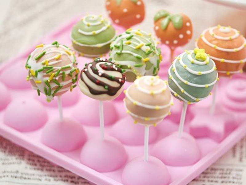 chocolate-lollipops.jpg