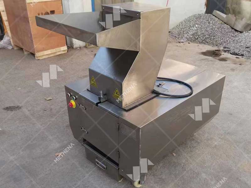 Bone Crusher Machine Live Shot4.jpg