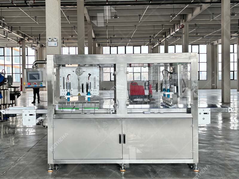 Ultrasonic Cake Cutting Machine Live Shot2.jpg