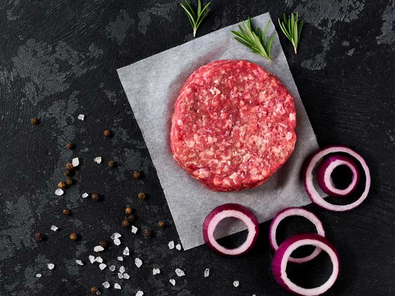 Black-pepper-raw-beef-patty.jpg