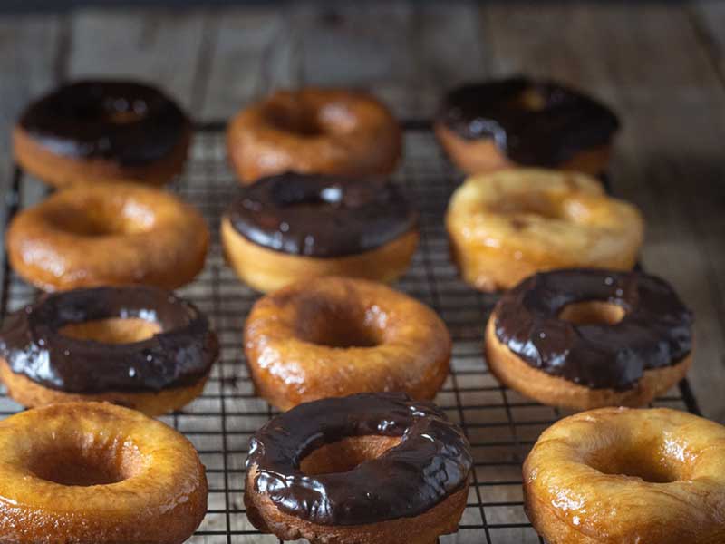 chocolate-donuts.jpg