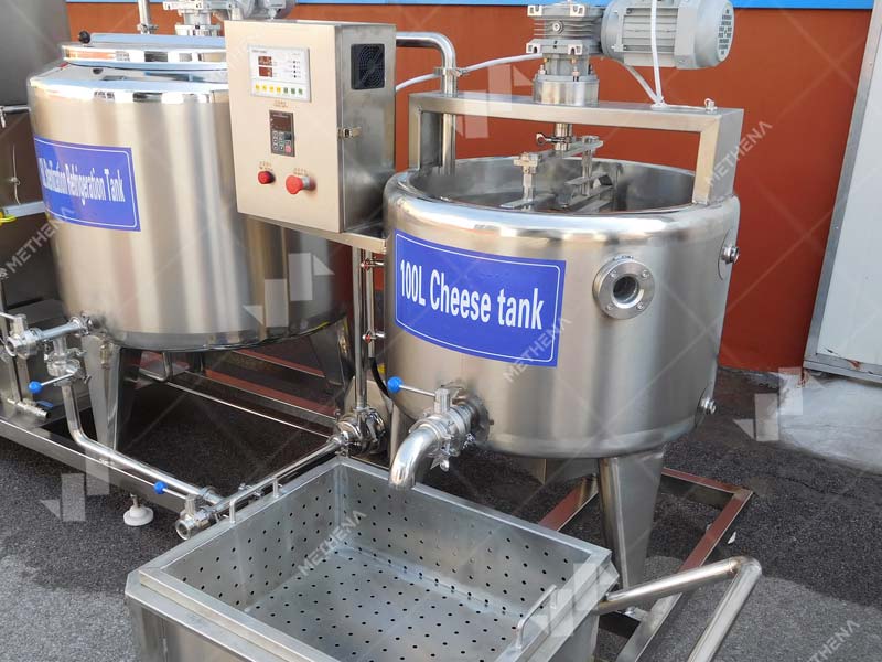 cheese making machine live shot7.jpg